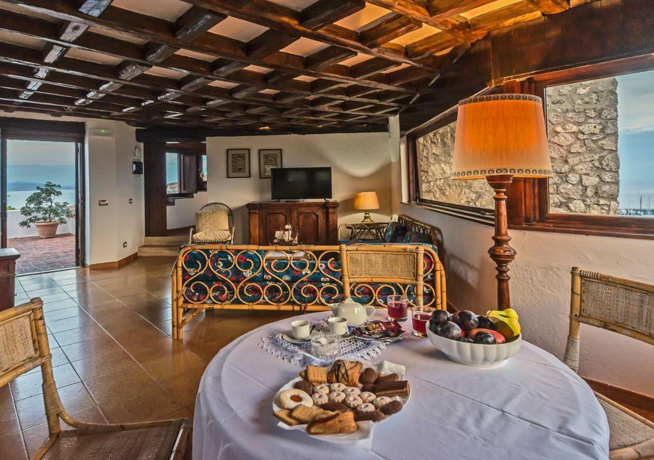 Villa Valdroni Cala Galera エクステリア 写真