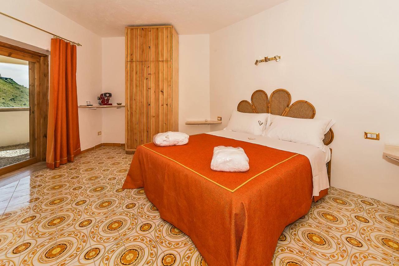 Villa Valdroni Cala Galera エクステリア 写真